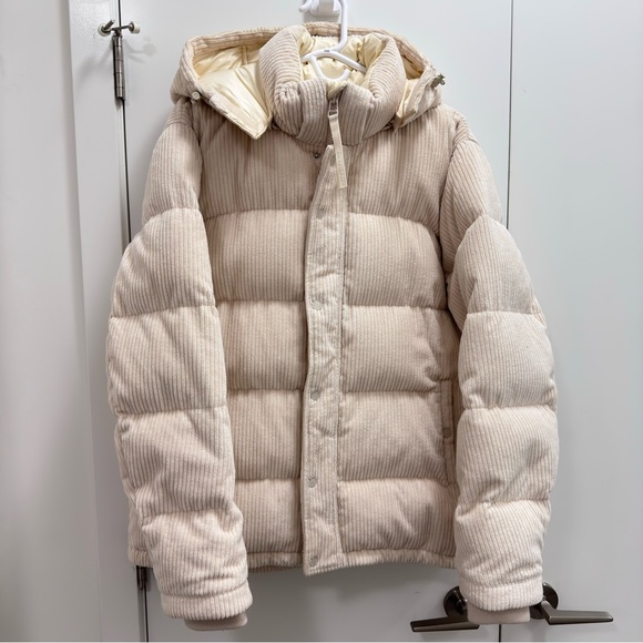 Aritzia Jackets & Blazers - Aritizia the super puff cashcord  Jacket size L cream 700+ filling
